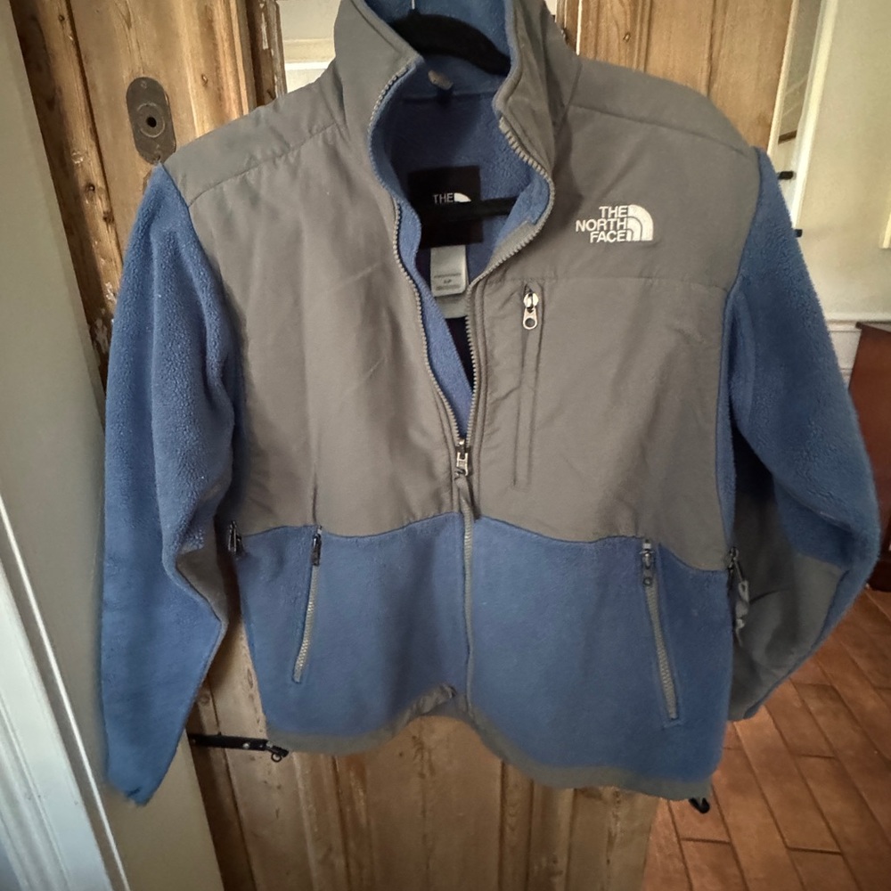 EUC The North Face Women’s Polar Fleece Jacket